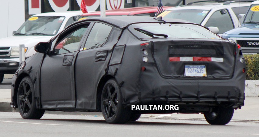 SPYSHOTS: 2016 Toyota Prius drops some more camo 357560