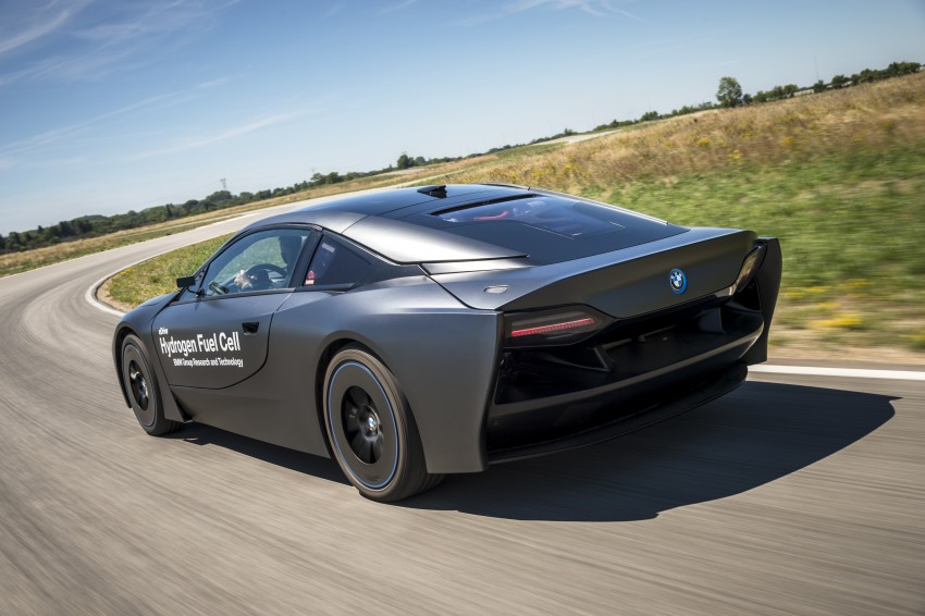BMW i8-based hydrogen fuel-cell prototype revealed 356168