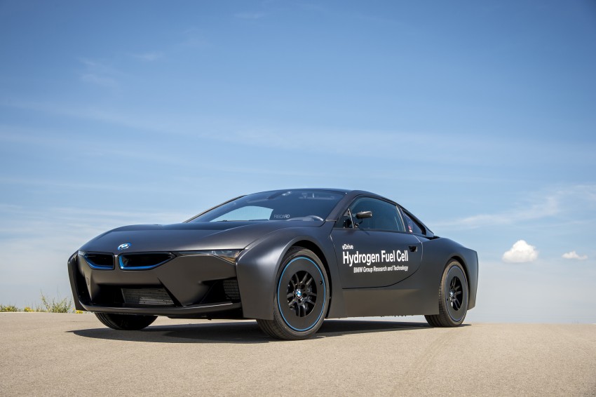 BMW i8-based hydrogen fuel-cell prototype revealed 356172