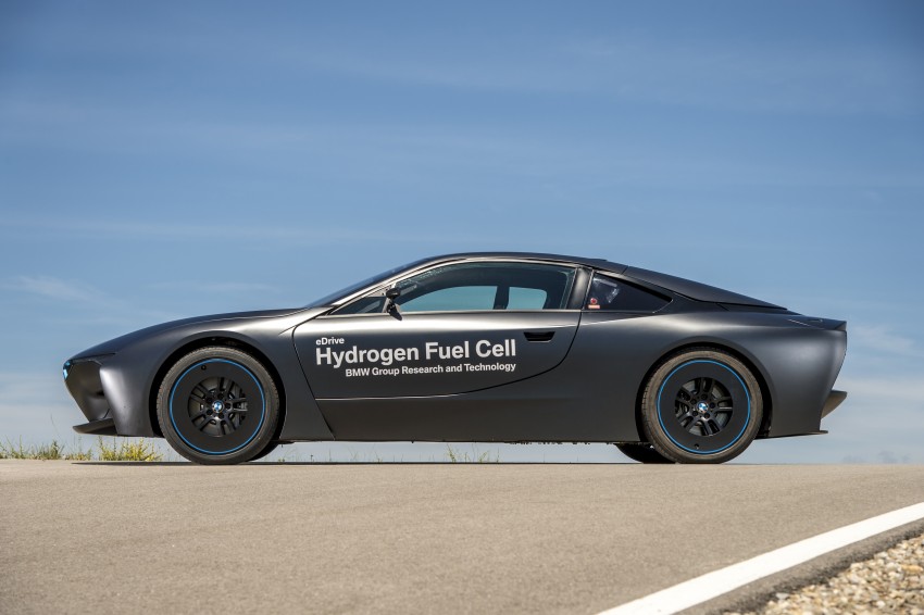 BMW i8-based hydrogen fuel-cell prototype revealed 356176