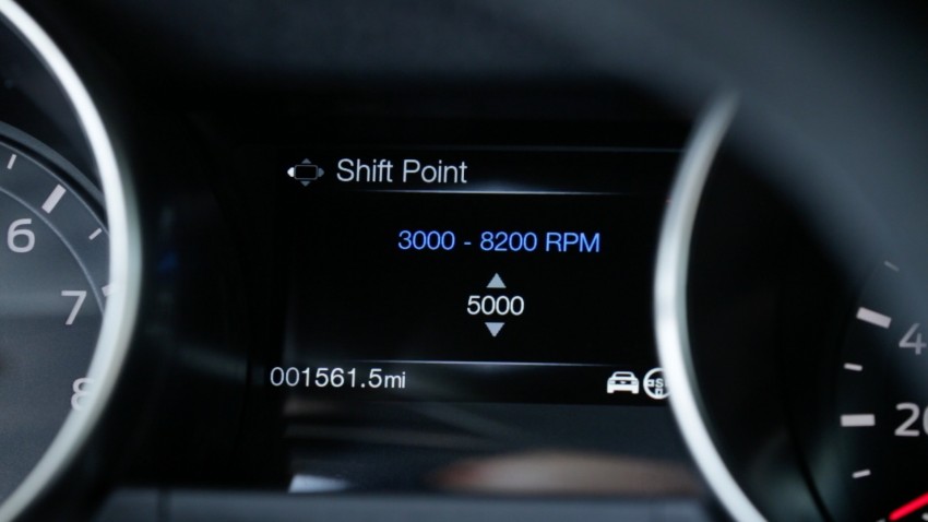 VIDEO: Mustang Shelby GT350 gets HUD shift lights 361130