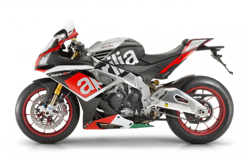 2016 Aprilia RSV4 RF Limited Edition, Tuono V4 1100 Factory Edition launched in Malaysia, from RM118k 364037