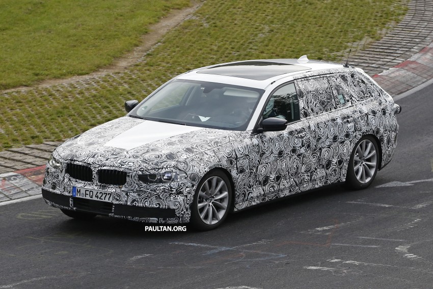 SPIED: G31 BMW 5 Series Touring captured testing 393382