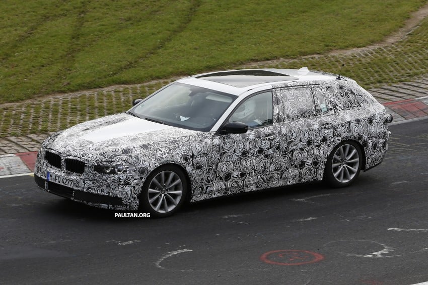 SPIED: G31 BMW 5 Series Touring captured testing 393381