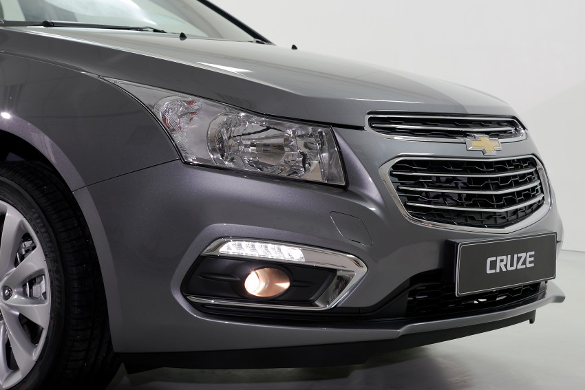 Chevrolet Cruze facelift launched in Thailand, new rear 363542