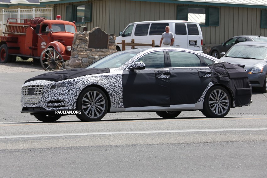 SPIED: Hyundai Genesis facelift to get twin-turbo V6? 393406