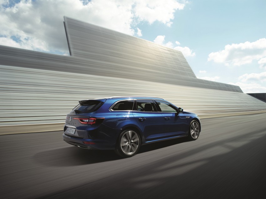 Renault Talisman Estate revealed – new lucky charm? 371800