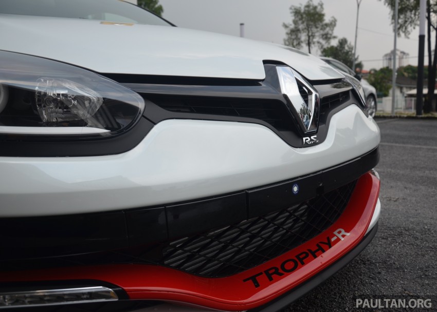 Renault Megane RS 275 Trophy-R launched in Malaysia – only 10 units, priced at RM300,000 each 369388