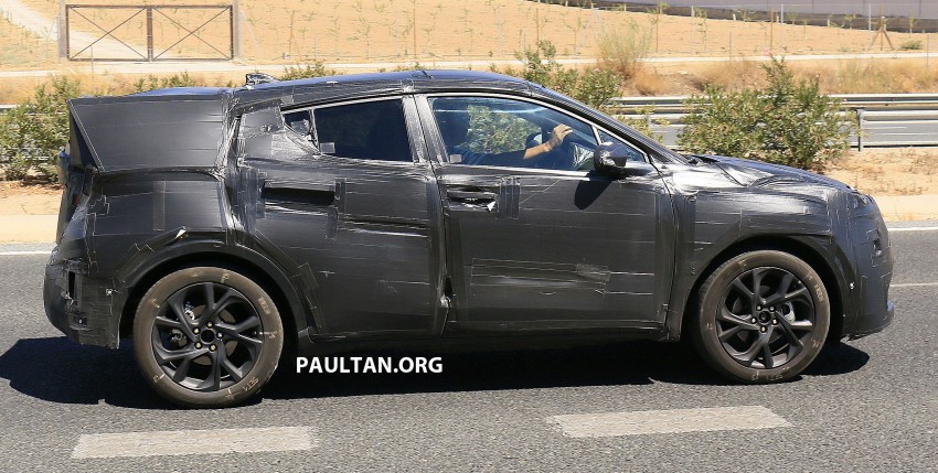 SPYSHOTS: Toyota C-HR crossover spotted testing – new Honda HR-V rival really will look like the concept! 371960