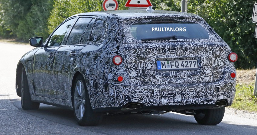 SPIED: G31 BMW 5 Series Touring captured testing 364467