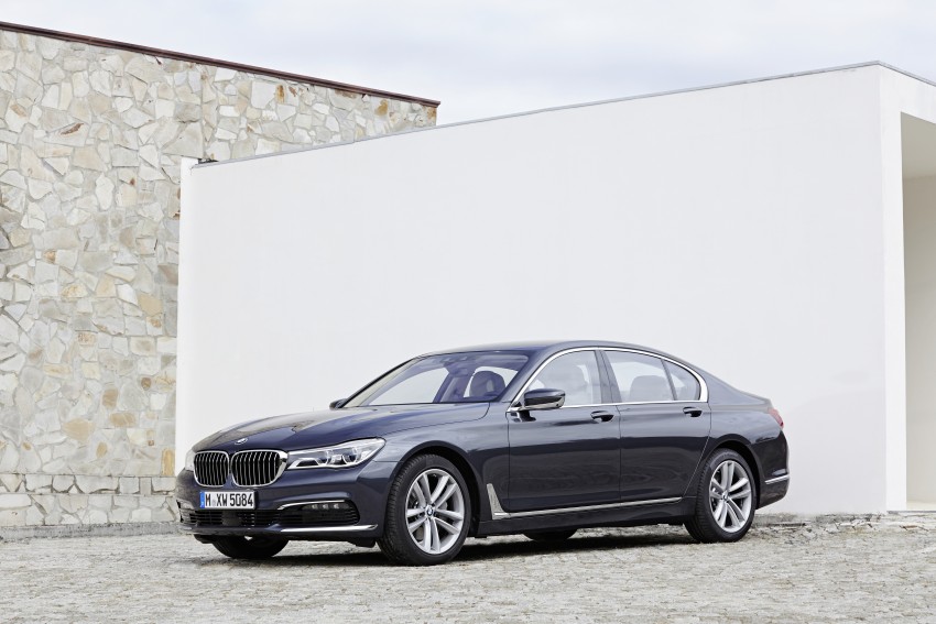MEGA GALLERY: G11 BMW 7 Series in detail 372427