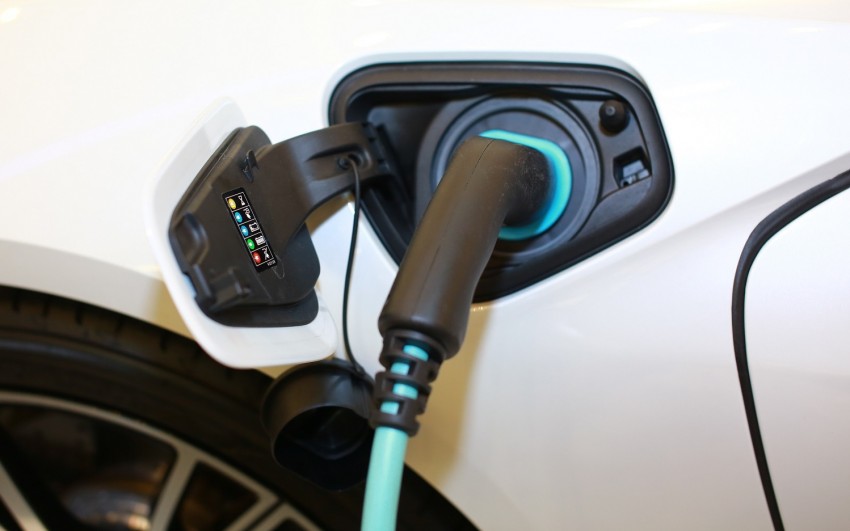 BMW i8 to gain access to ChargEV public charging 368497