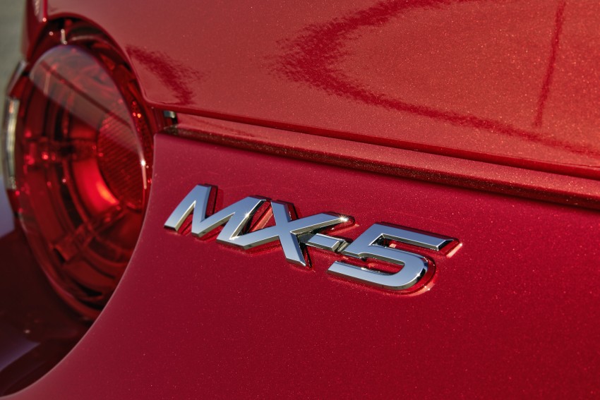 MEGA GALLERY: Mazda MX-5 in Europe, plus e-mag 370640