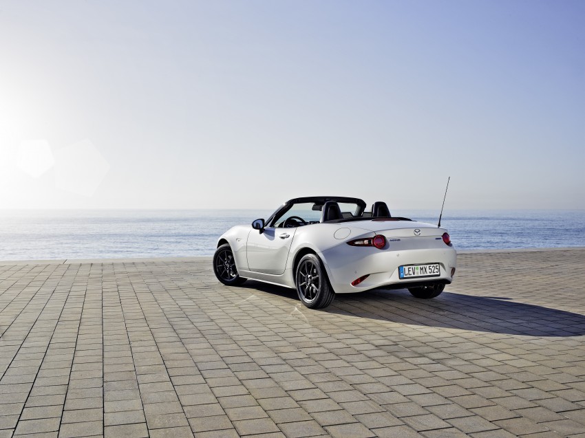 MEGA GALLERY: Mazda MX-5 in Europe, plus e-mag 370658