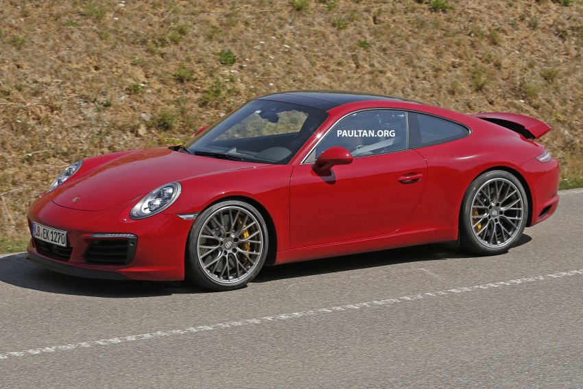 SPIED: Porsche 911 facelift entire range photographed 365926
