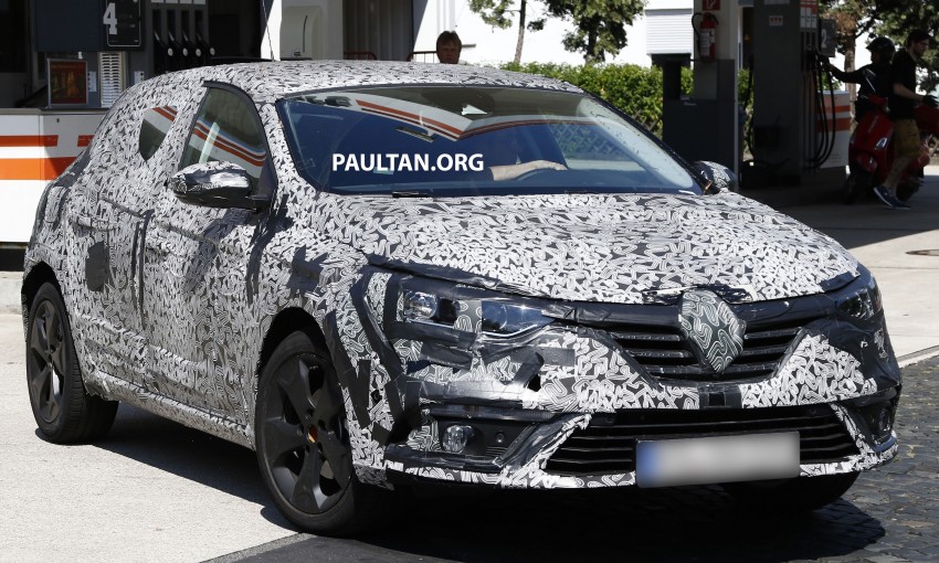 SPIED: 2016 Renault Megane gets new family face 370102
