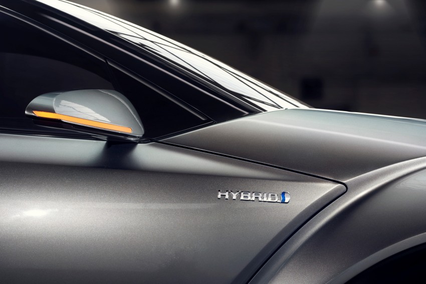 Frankfurt 2015: Toyota C-HR Concept now with five doors – production SUV to debut at Geneva 2016 379544