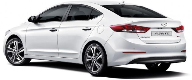 2016-Elantra-Rear