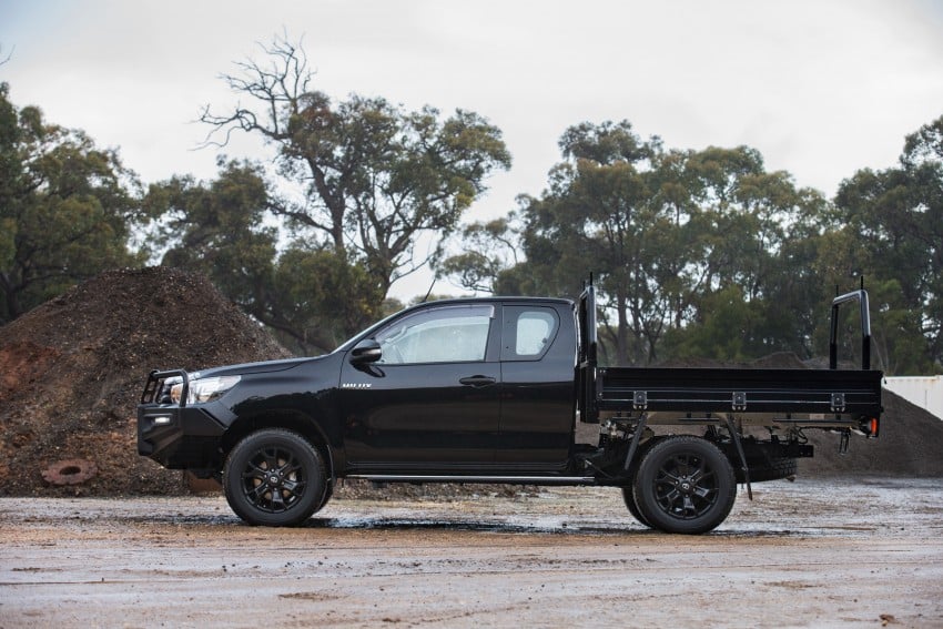 New Toyota Hilux gets over 60 accessories in Australia 378431