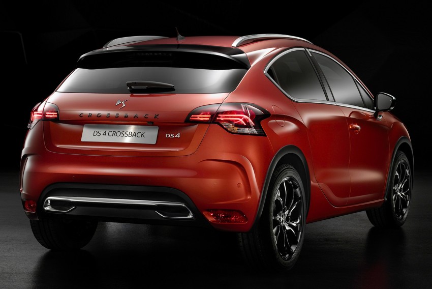 DS 4 facelifted, adds new Crossback crossover variant 373484