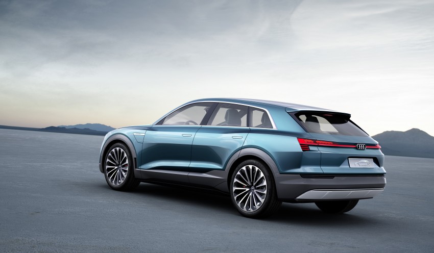 Frankfurt 2015: Audi e-tron quattro concept unveiled Image #379192