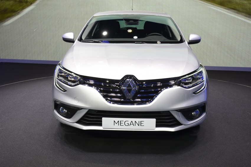 Renault Megane IV debuts at Frankfurt 2015 show 380637