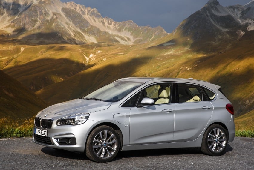 F45 BMW 225xe Active Tourer Plug-in Hybrid debuts 374854