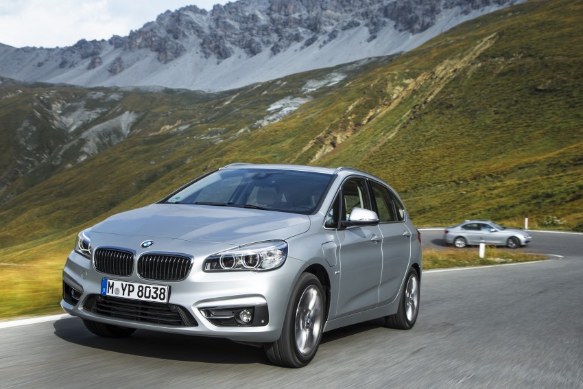 F45 BMW 225xe Active Tourer Plug-in Hybrid debuts 374864