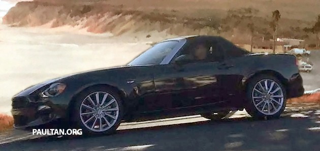 Fiat 124 Spider Side Profile