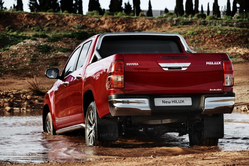 2016 Toyota Hilux – European-specification detailed 382519