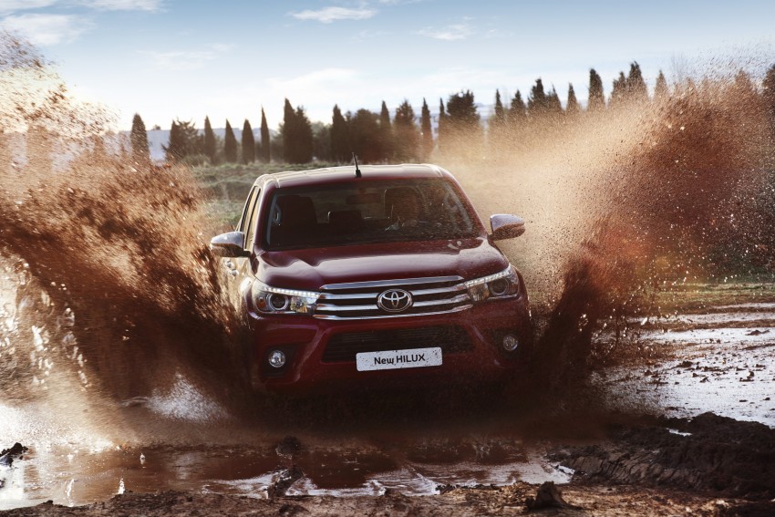 2016 Toyota Hilux – European-specification detailed 382524