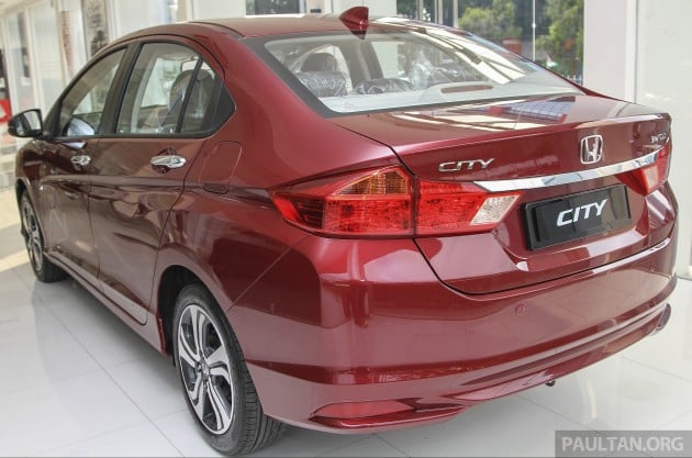 Honda City Dark Ruby Red Pearl 4