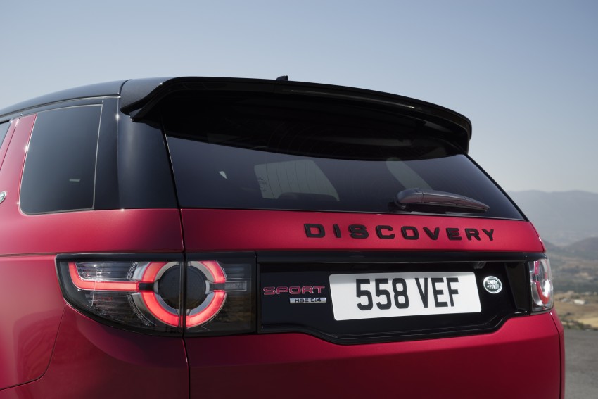 Frankfurt 2015: Land Rover Discovery Sport HSE Dynamic Lux – sporty exterior and new functions 379628