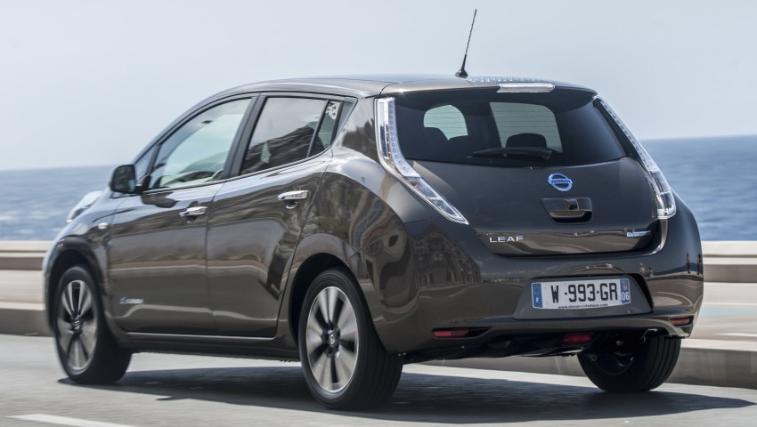 2016 Nissan Leaf gets 25% extra range, now 250 km 378356