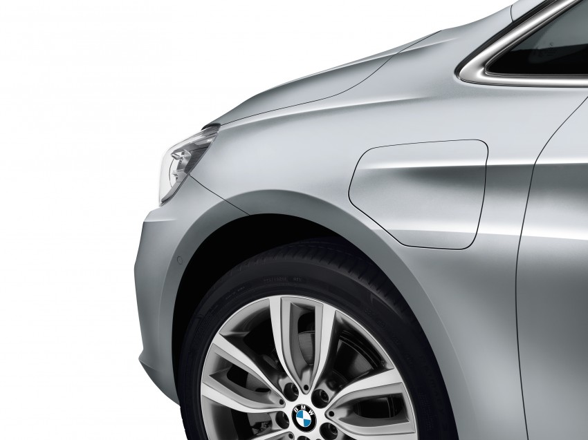 GALLERY: BMW 330e eDrive plug-in hybrid in detail 375123