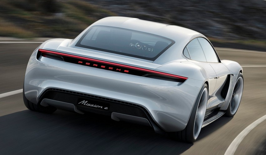 Frankfurt 2015: Porsche Mission E Concept revealed 379053