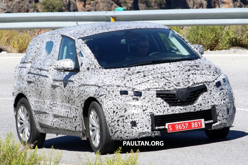 SPIED: 2016 Renault Scenic with heavy camouflage 383007