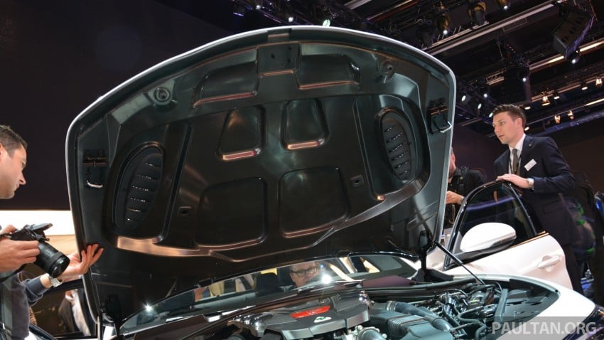 Frankfurt 2015: Alfa Romeo Giulia Quadrifoglio makes first public appearance – full look of the interior! 380375