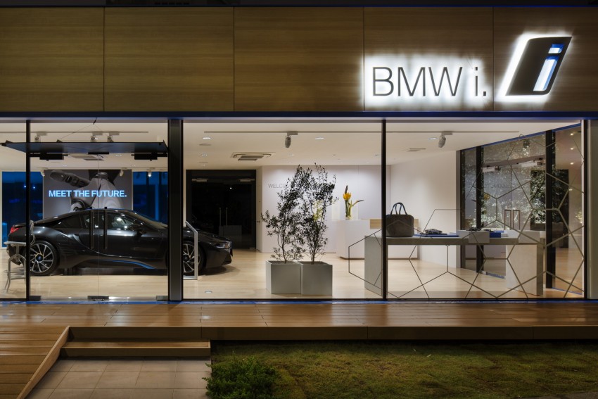 BMW i Megacity Studio showroom opens in Japan 376326