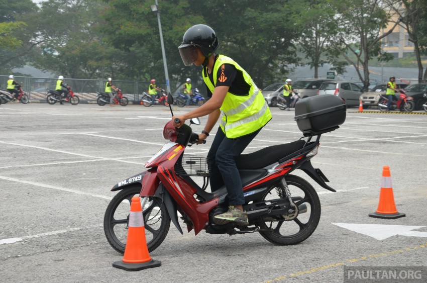 PLUS ‘GEMPAK MUFORS’ campaign raises awareness on safety amongst young Malaysian motorcyclists 385708