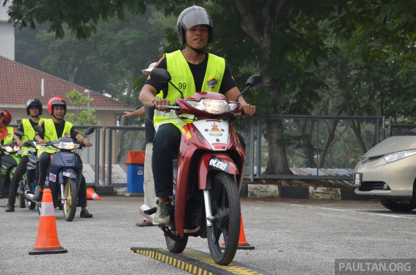PLUS ‘GEMPAK MUFORS’ campaign raises awareness on safety amongst young Malaysian motorcyclists 385711