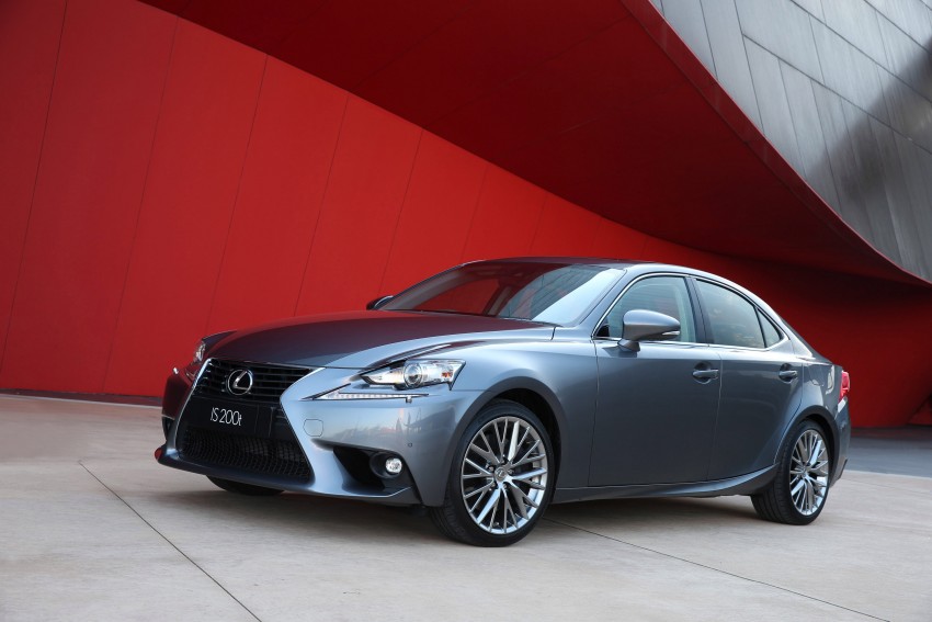 Lexus IS 200t specs listed on Lexus Malaysia’s site 383063