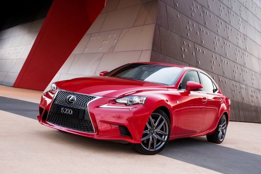 Lexus IS 200t specs listed on Lexus Malaysia’s site 383104
