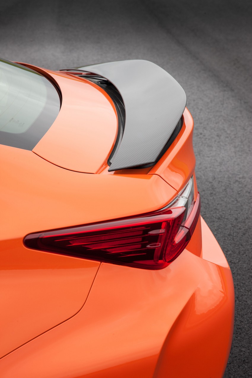 Lexus RC coupe – new 200t and 300 AWD variants 387657