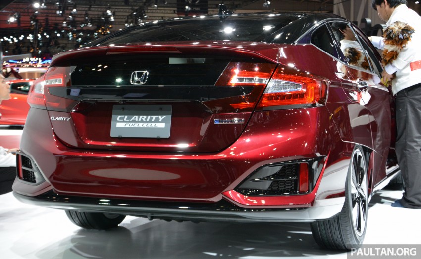 Tokyo 2015: Honda Clarity Fuel Cell makes its debut 398404