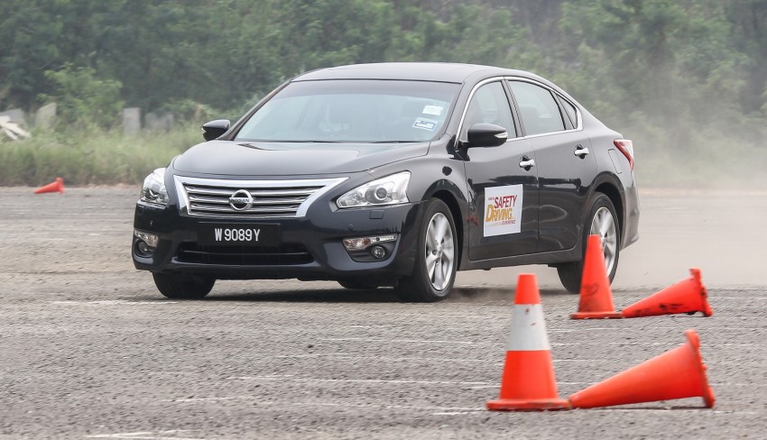 Nissan Safety Driving Experience – a defensive driving course catered especially to Nissan owners 394311