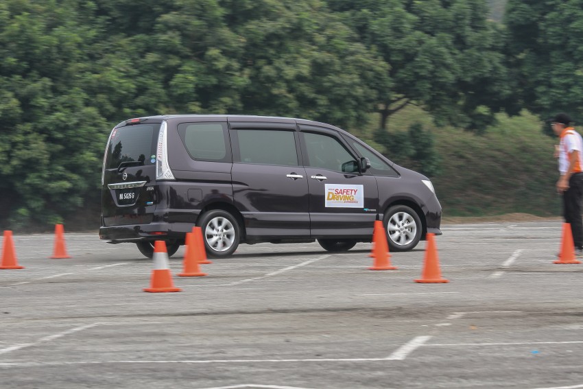 Nissan Safety Driving Experience – a defensive driving course catered especially to Nissan owners 394685