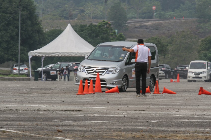 Nissan Safety Driving Experience – a defensive driving course catered especially to Nissan owners 394676