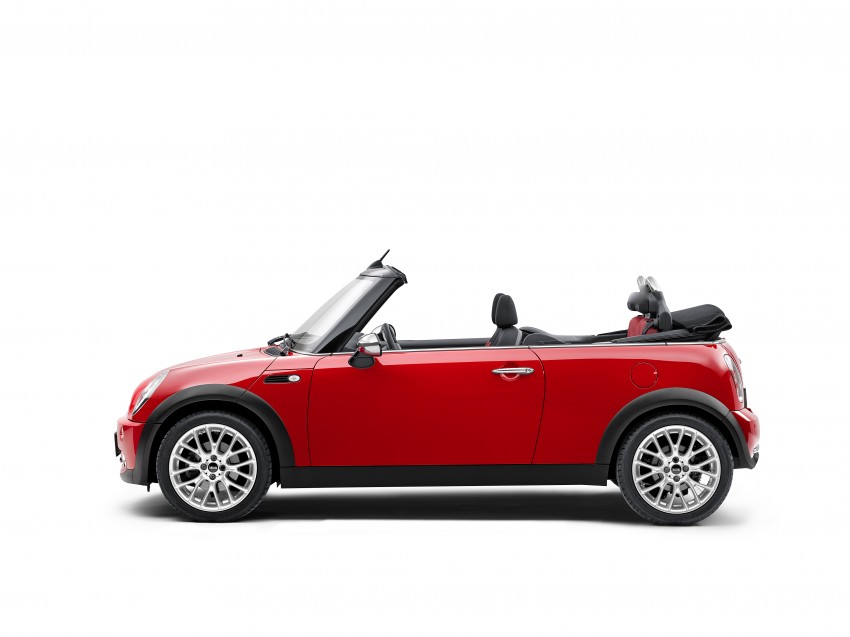 F57 MINI Convertible revealed ahead of Tokyo show 396411