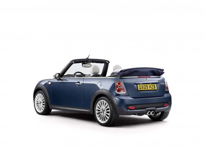 F57 MINI Convertible revealed ahead of Tokyo show 396402